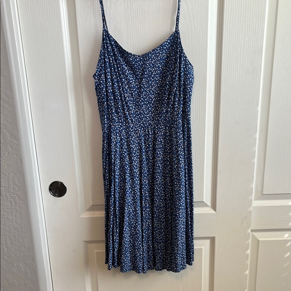 Old Navy Blue and White Pleated Mini Sundress